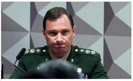 Mauro Cid tem priso revogada, mas  alvo de busca e apreenso e presta depoimento  PF